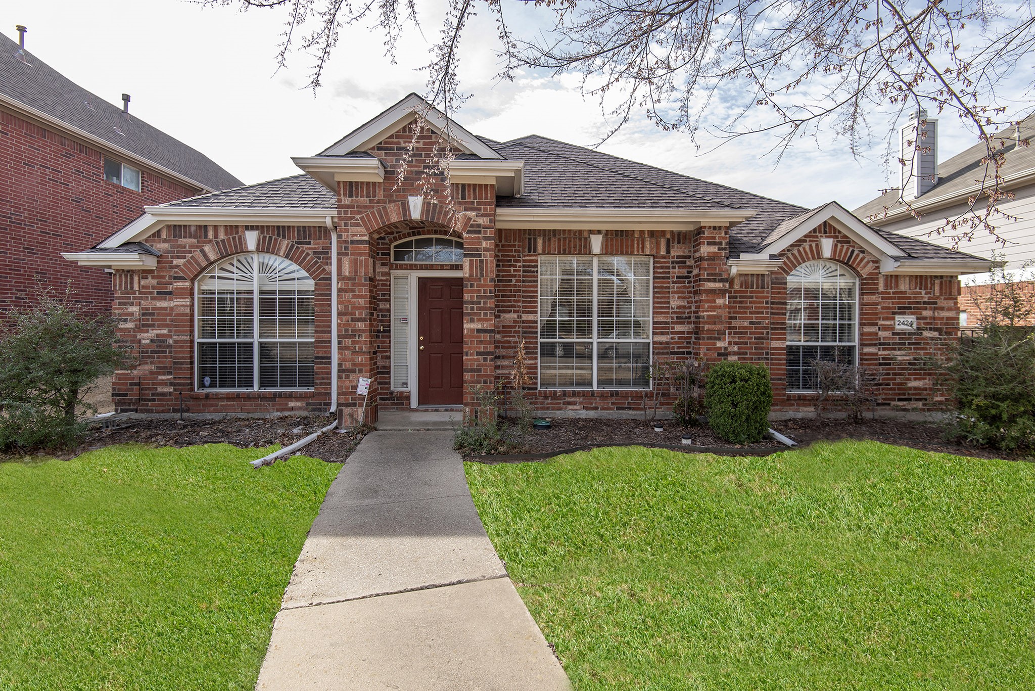 2424 Cimmaron Drive