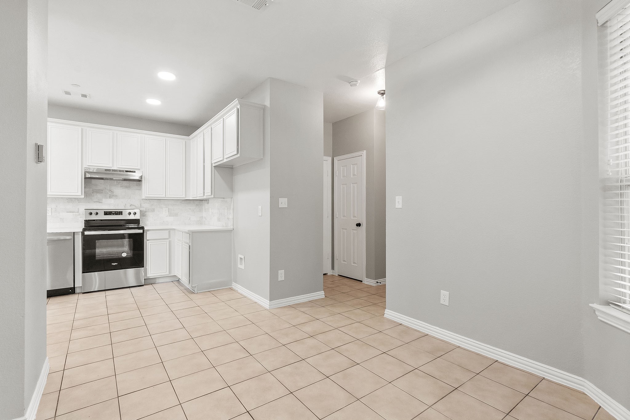 7128 Wolfemont Lane