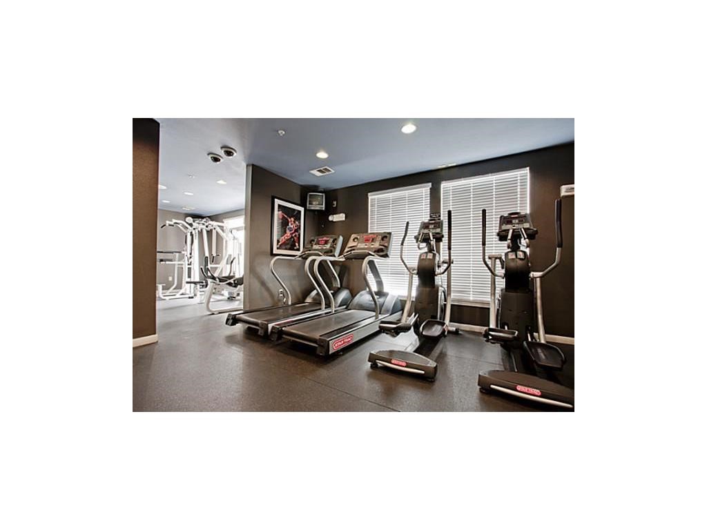 3225 Turtle Creek Boulevard 1532