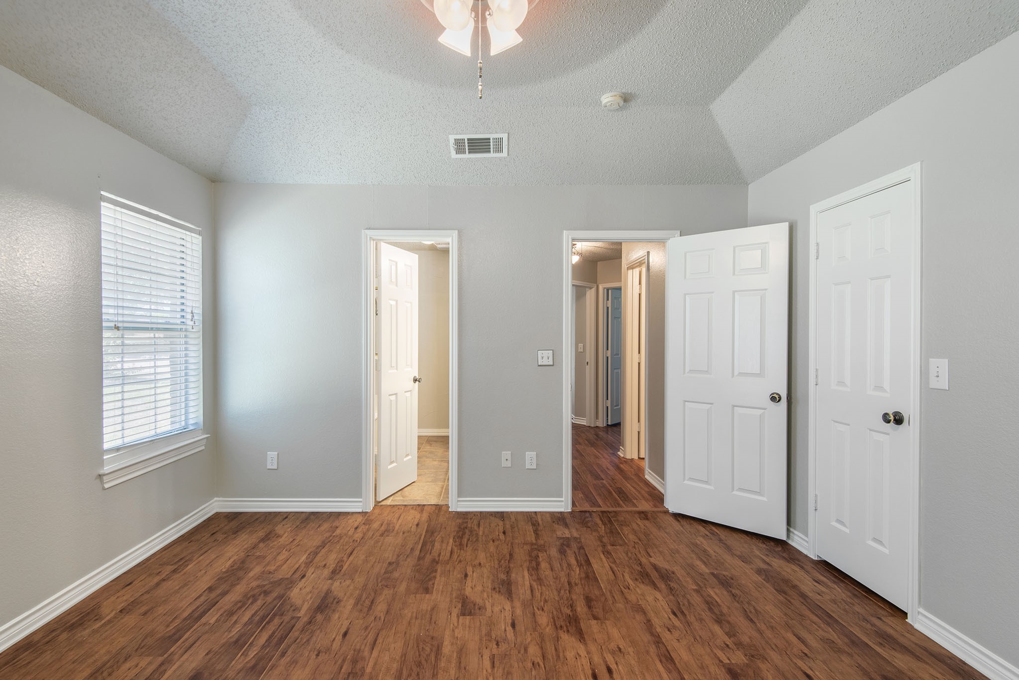 10809 Huntington Road