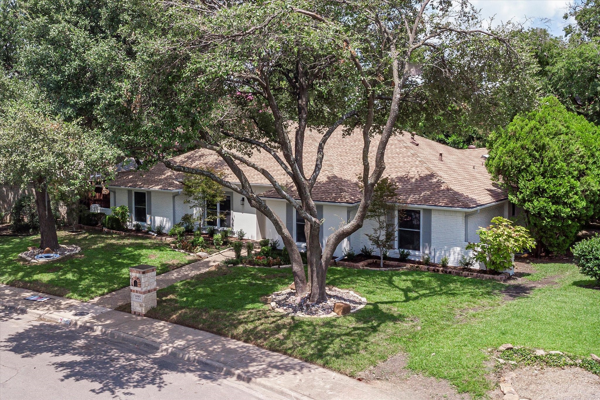 16907 Park Hill Drive