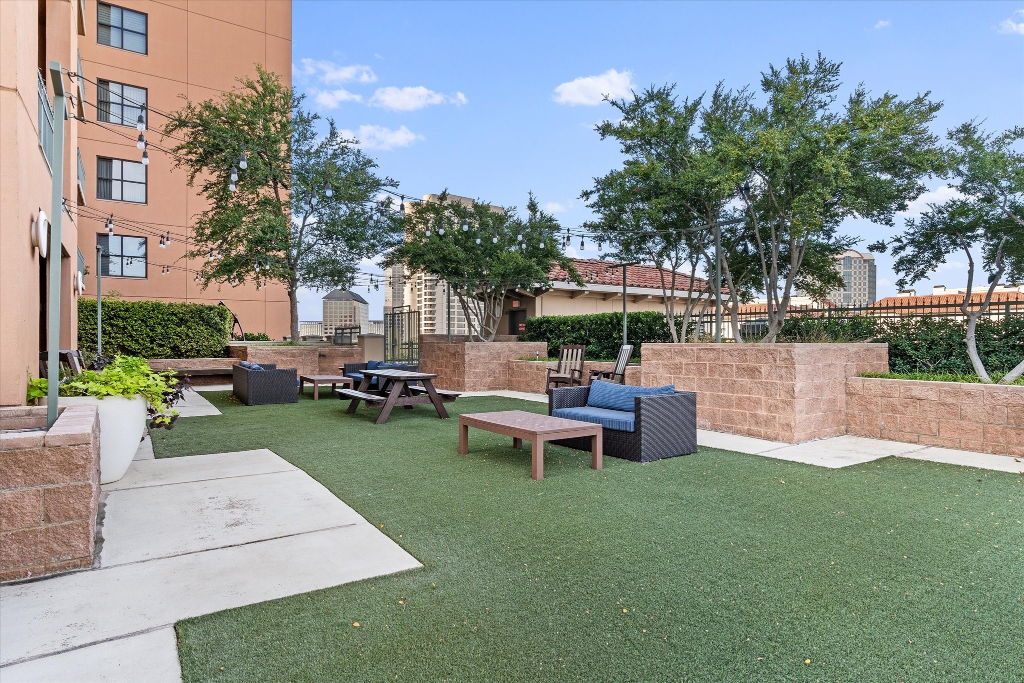 330 Las Colinas Boulevard E 244