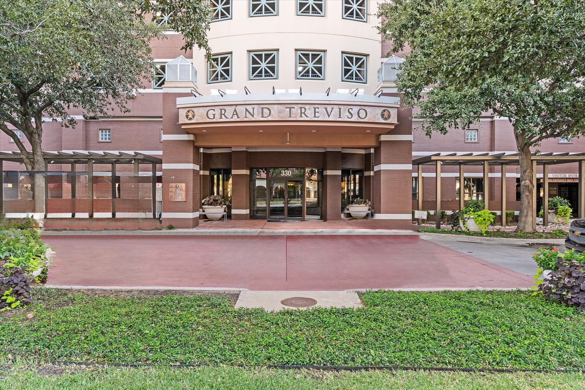 330 Las Colinas Boulevard E 244