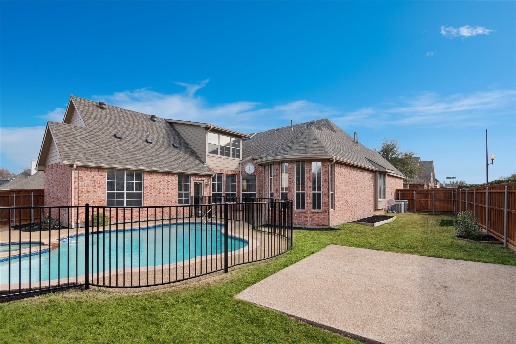 2517 Seward Drive