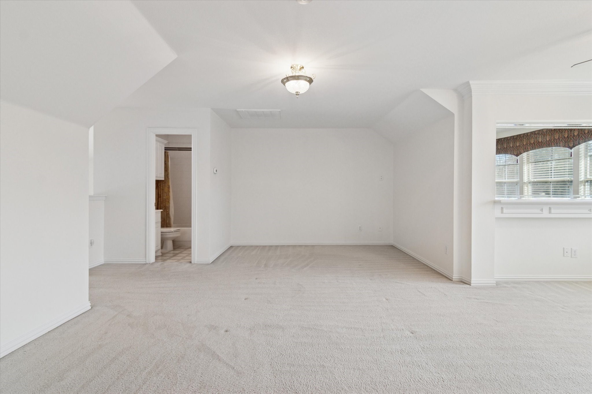 2517 Seward Drive