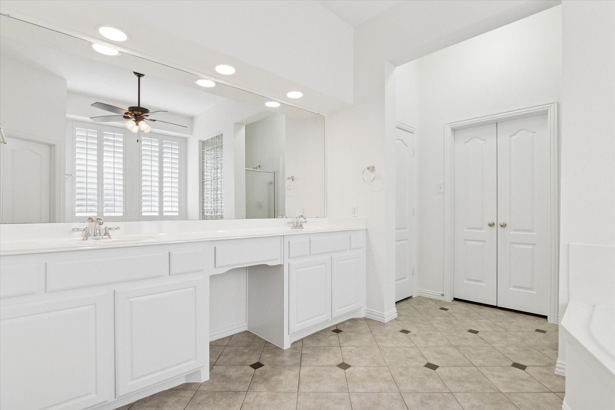 2517 Seward Drive