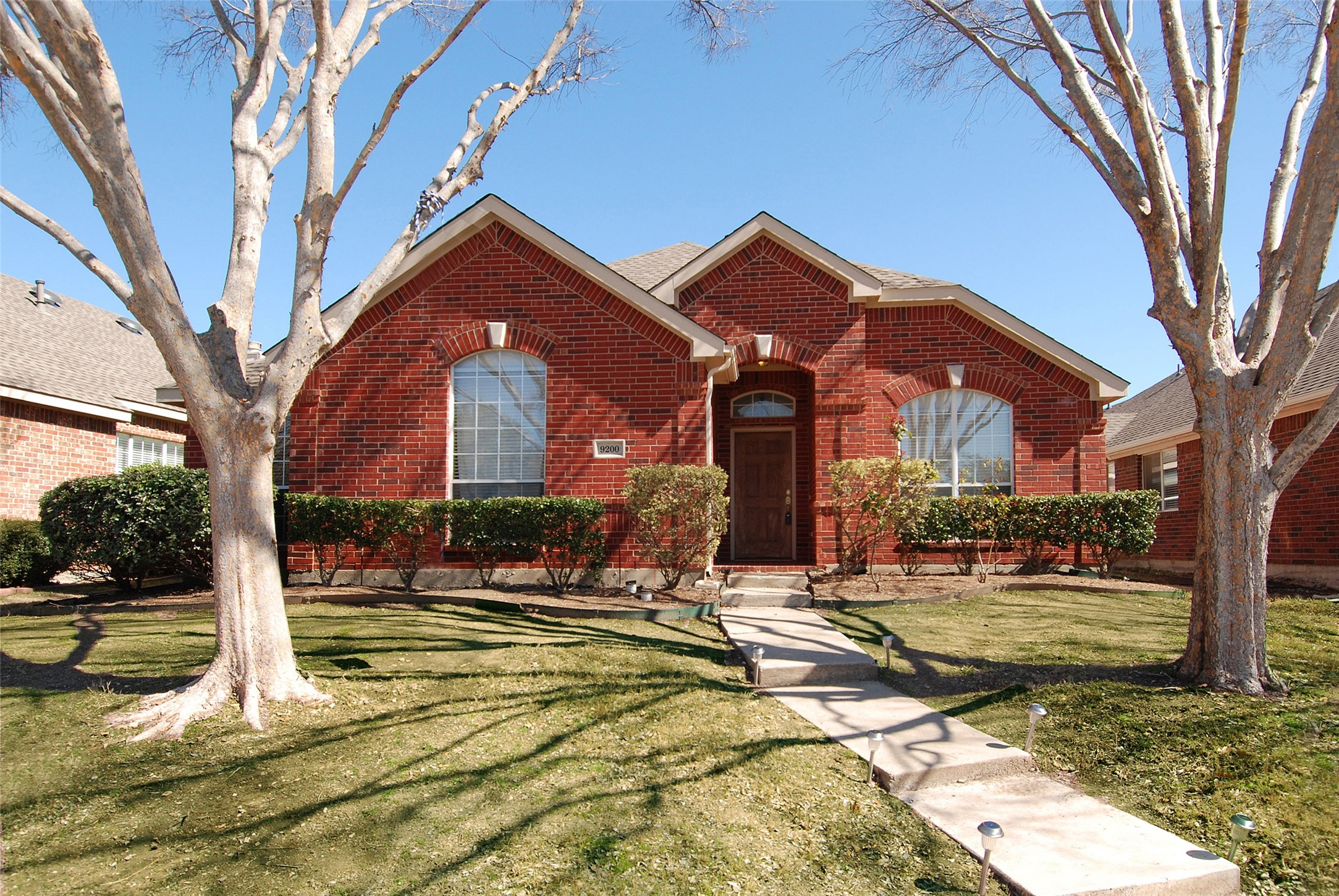 9200 Crenshaw Lane