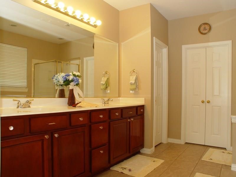 3412 Tanyard Court