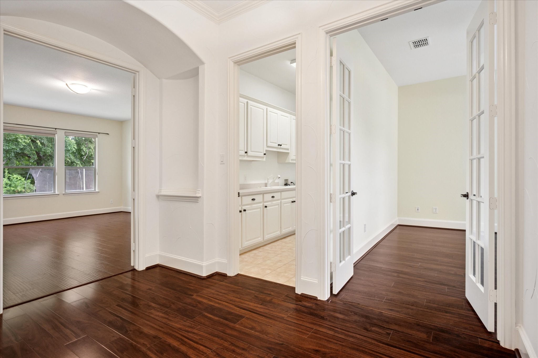 5405 Squeezepenny Lane