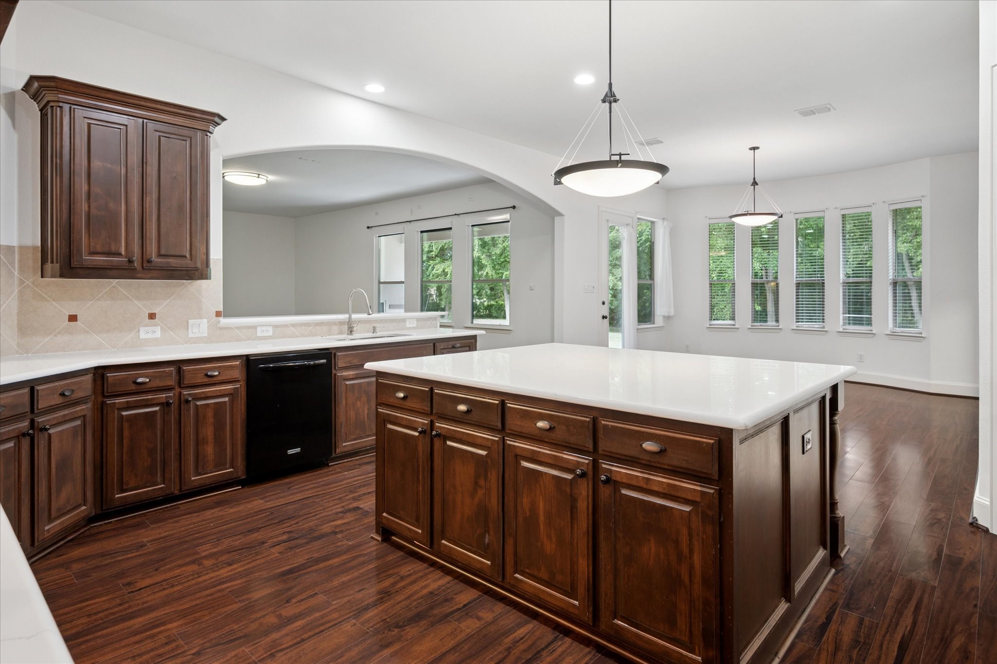 5405 Squeezepenny Lane