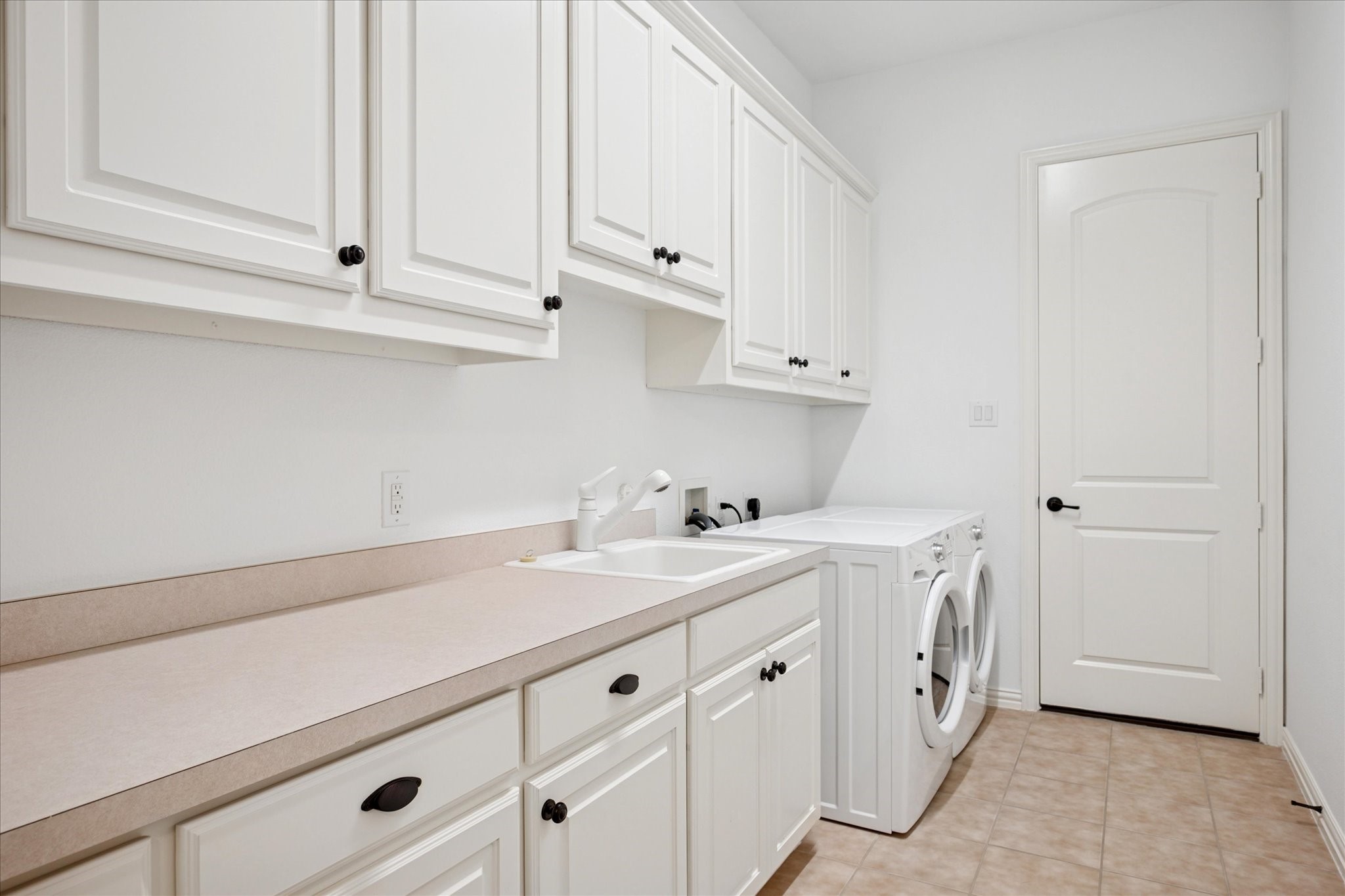 5405 Squeezepenny Lane