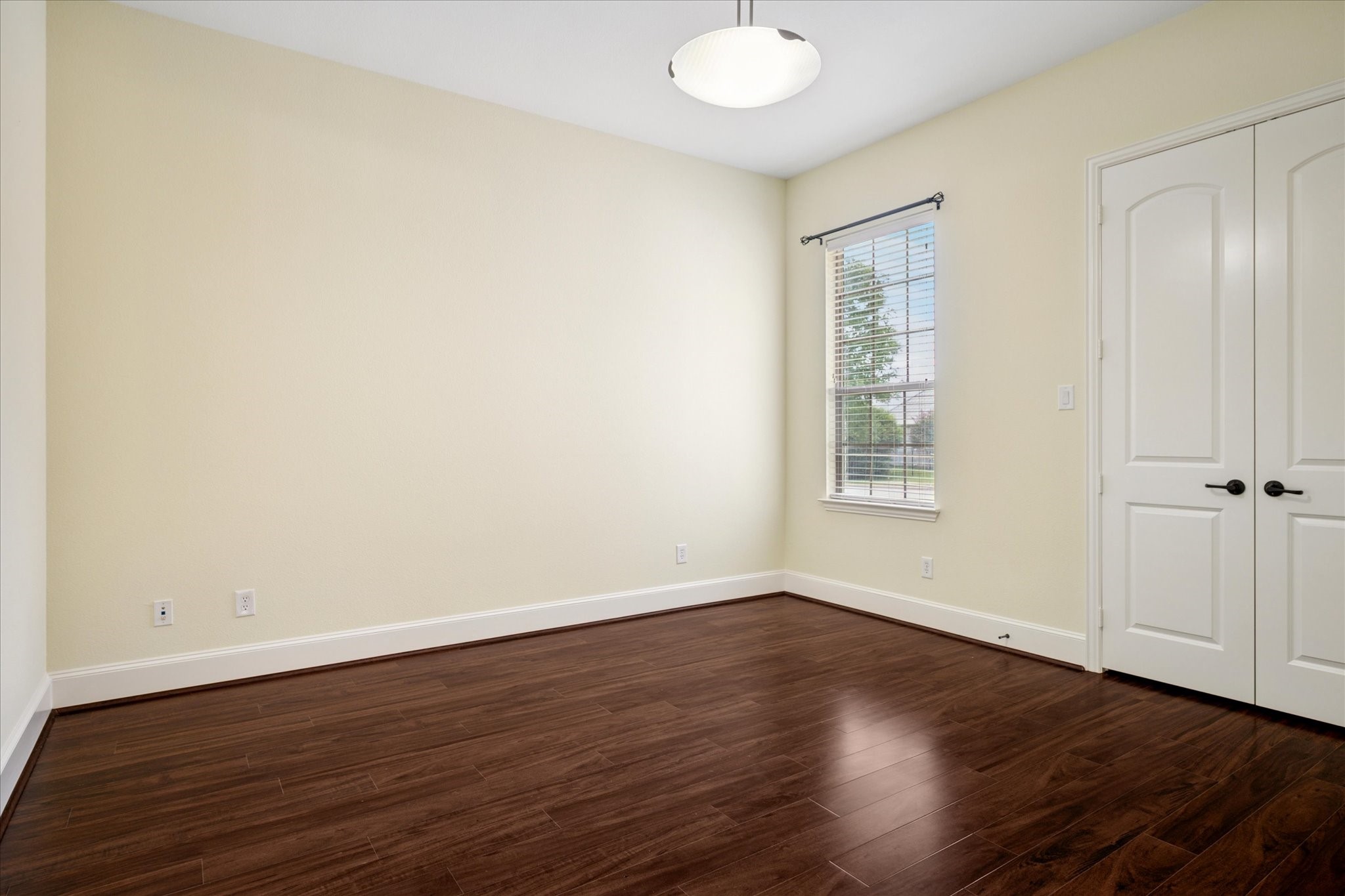 5405 Squeezepenny Lane