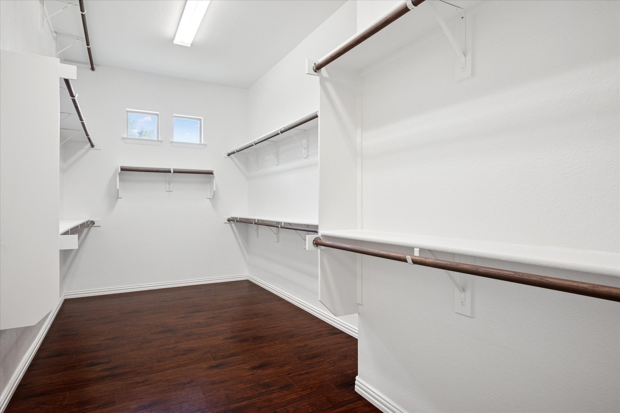 5405 Squeezepenny Lane