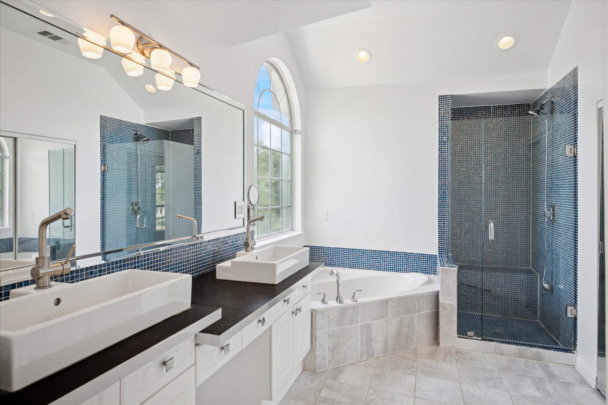 8712 Broken Point Drive