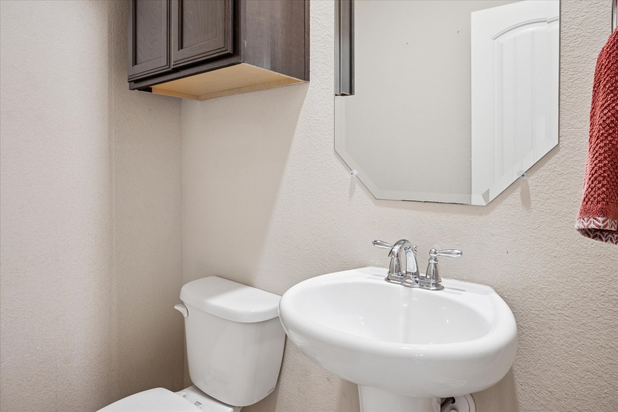 3413 Collingham Street