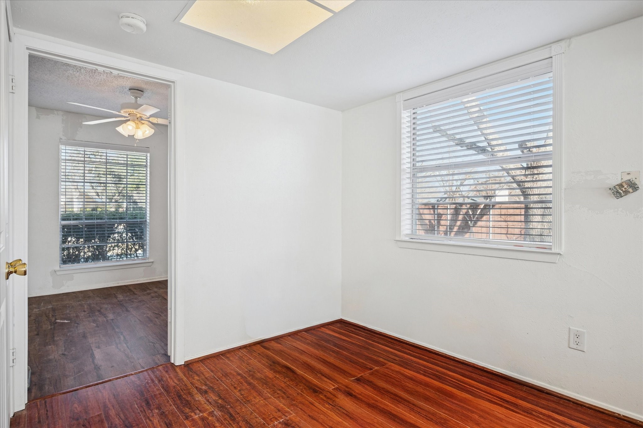 2804 Royal oaks Drive