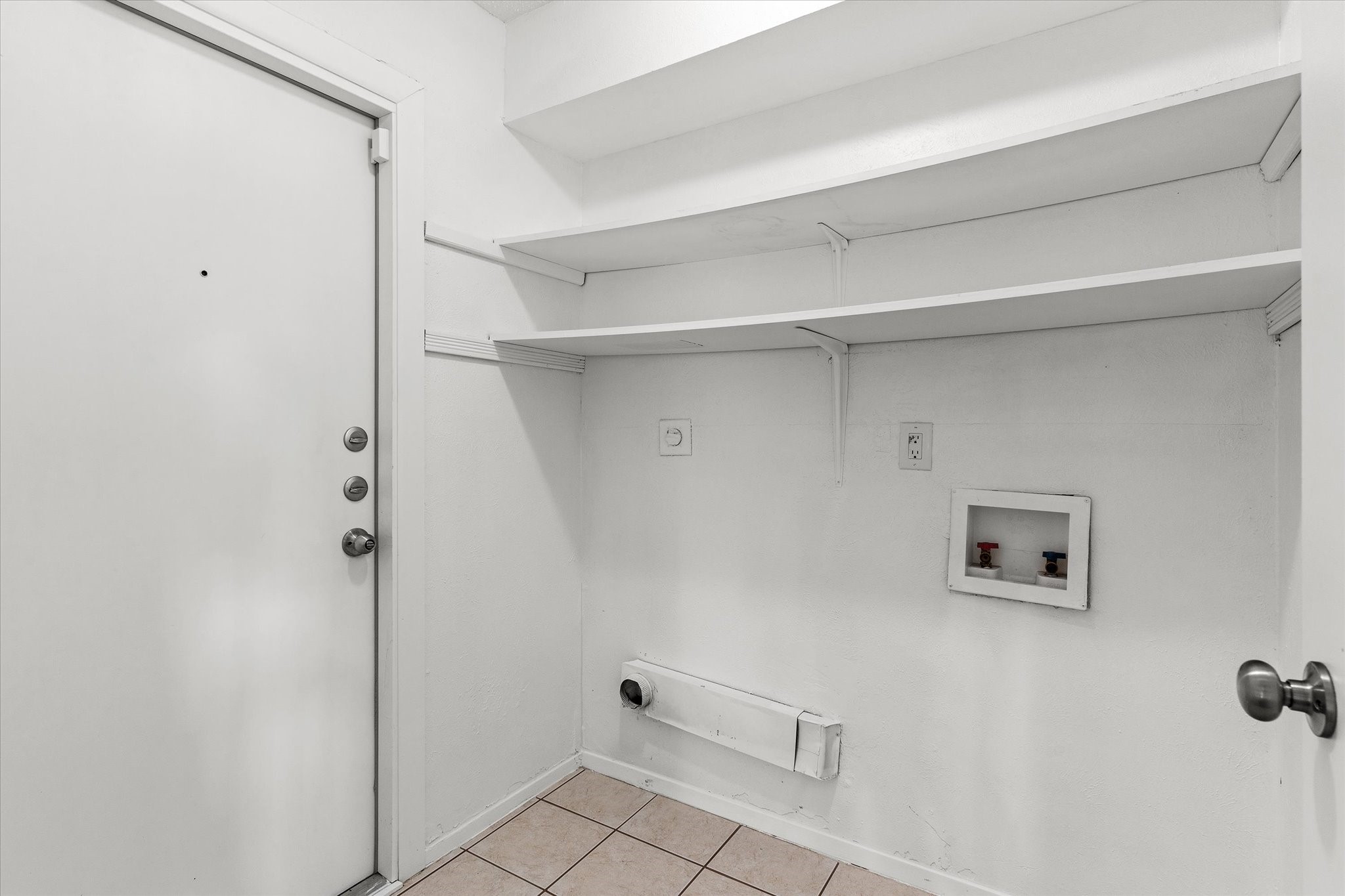 2804 Royal oaks Drive