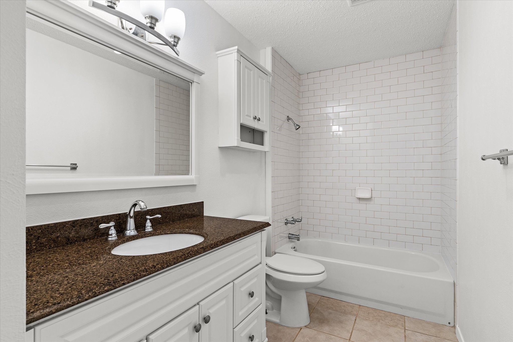 2804 Royal oaks Drive