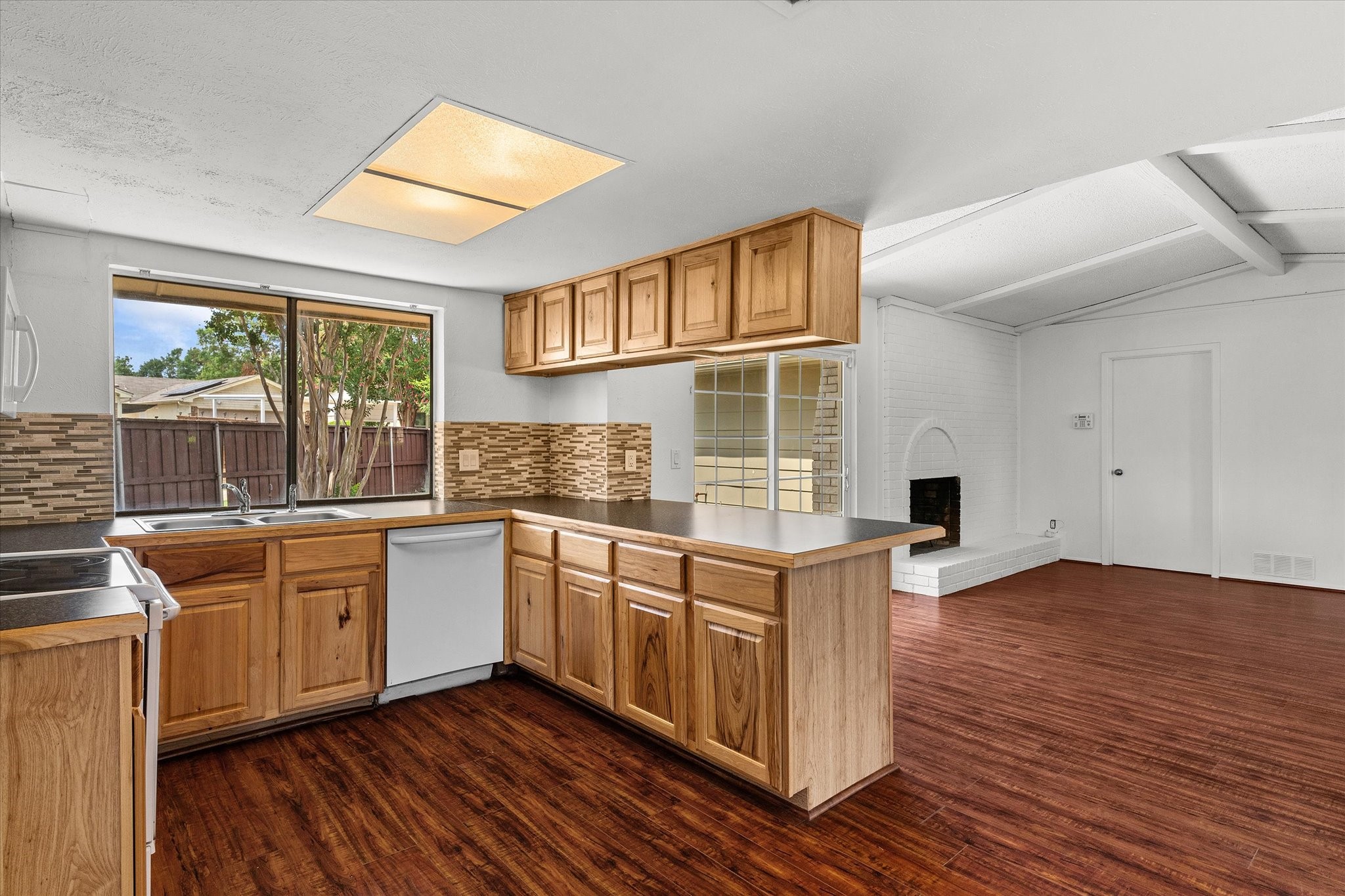 2804 Royal oaks Drive