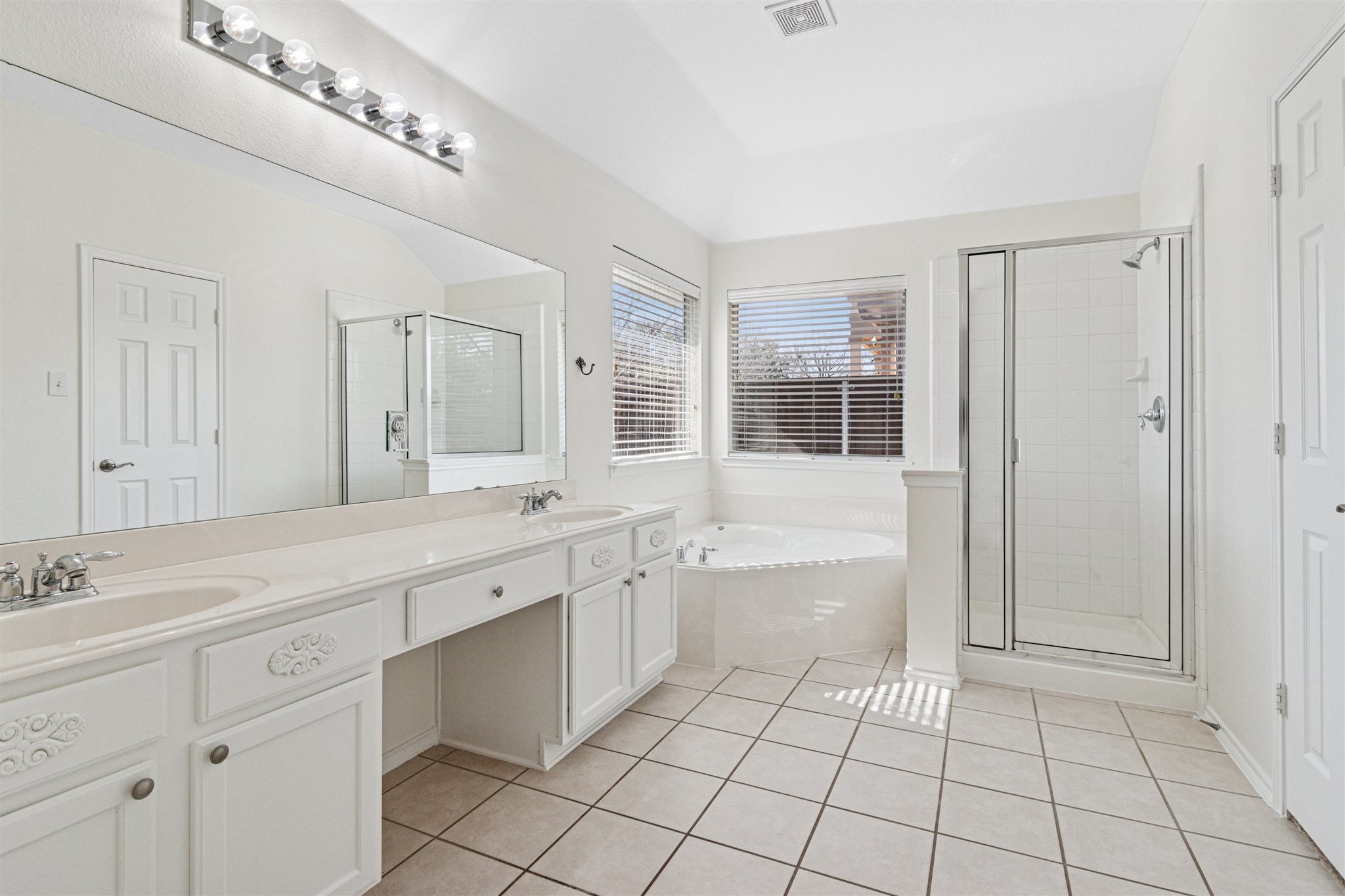 9937 Tanglebrush Drive