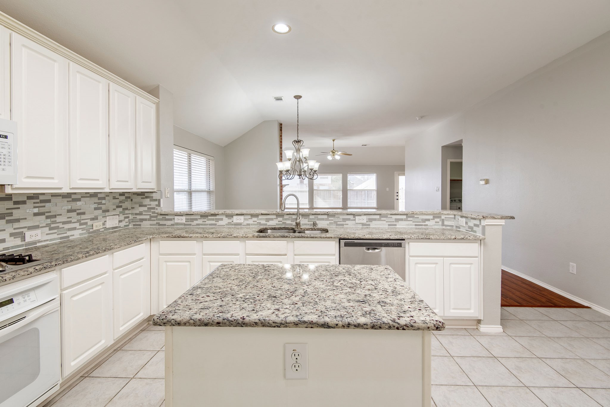 2424 Cimmaron Drive