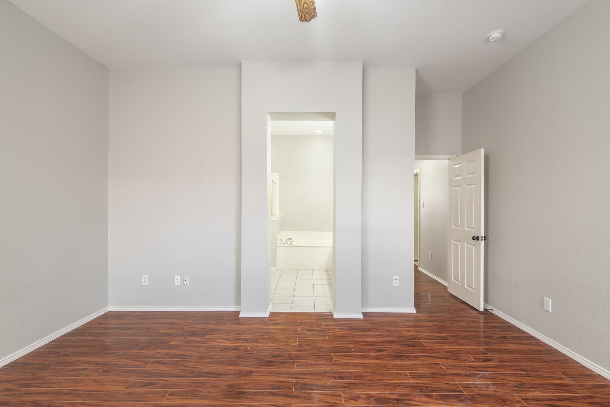 2424 Cimmaron Drive