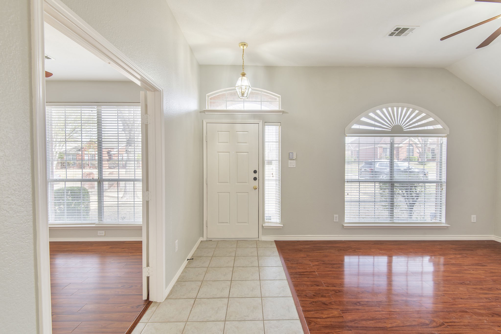 2424 Cimmaron Drive