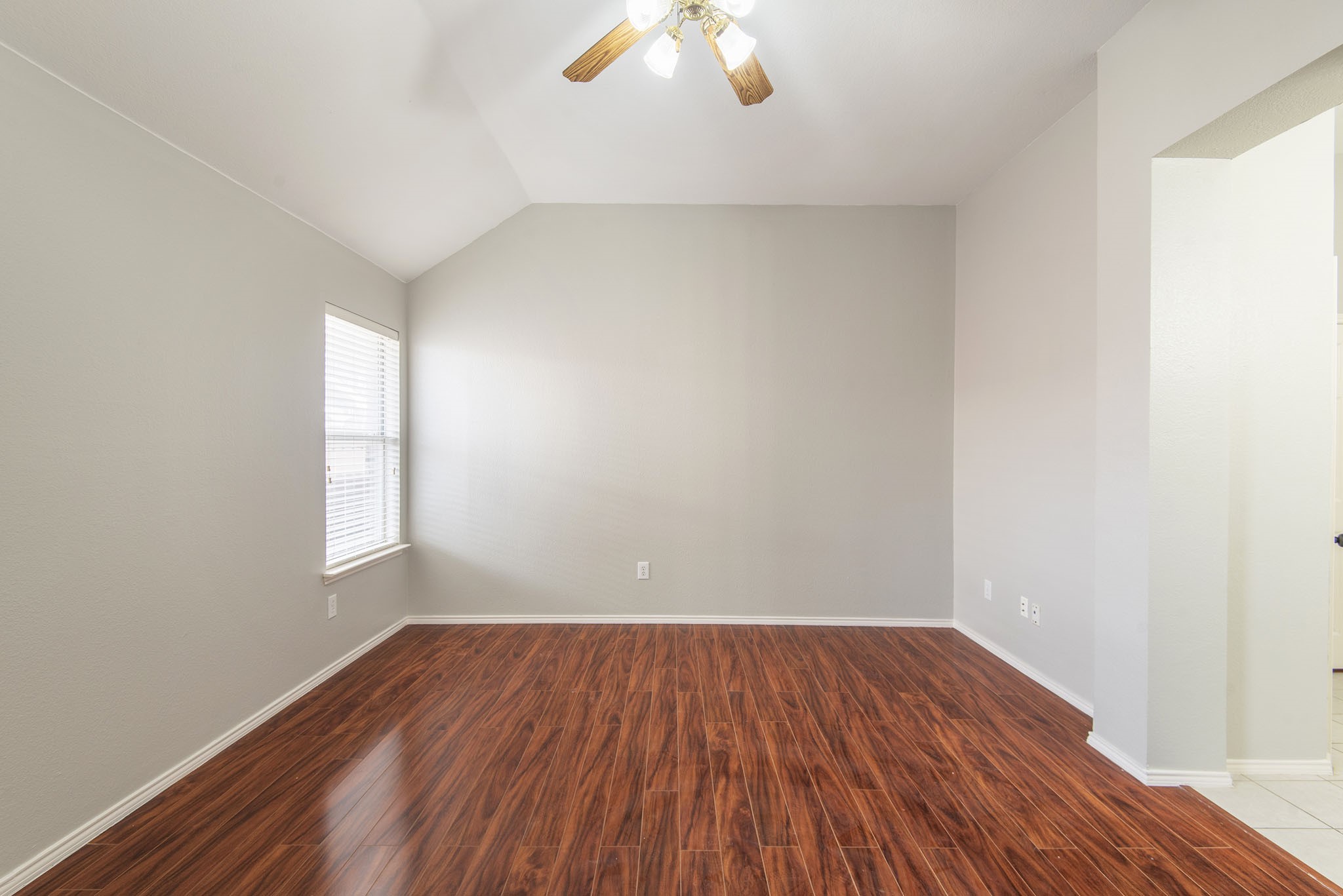 2424 Cimmaron Drive