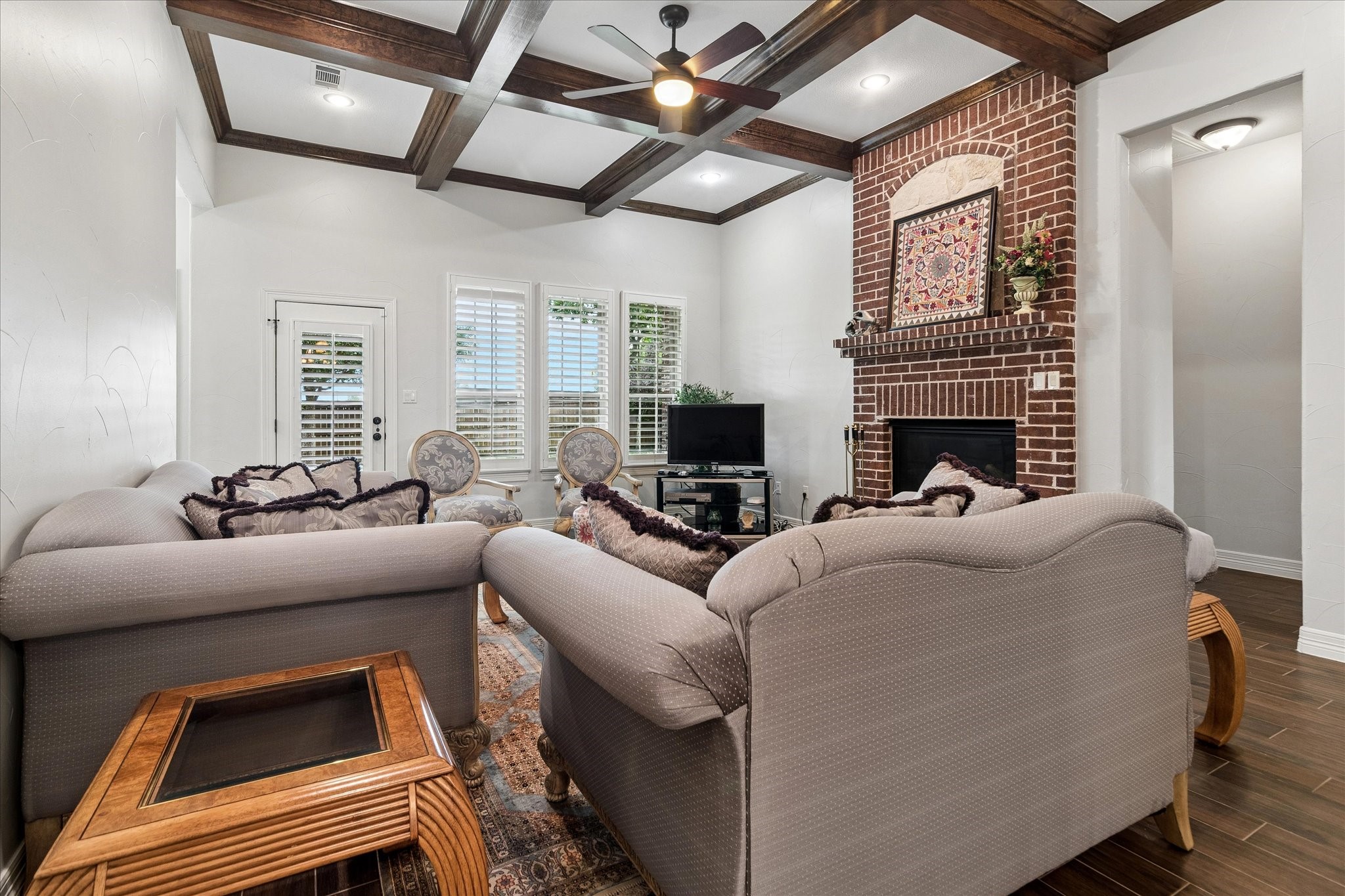 2928 Overland Trail