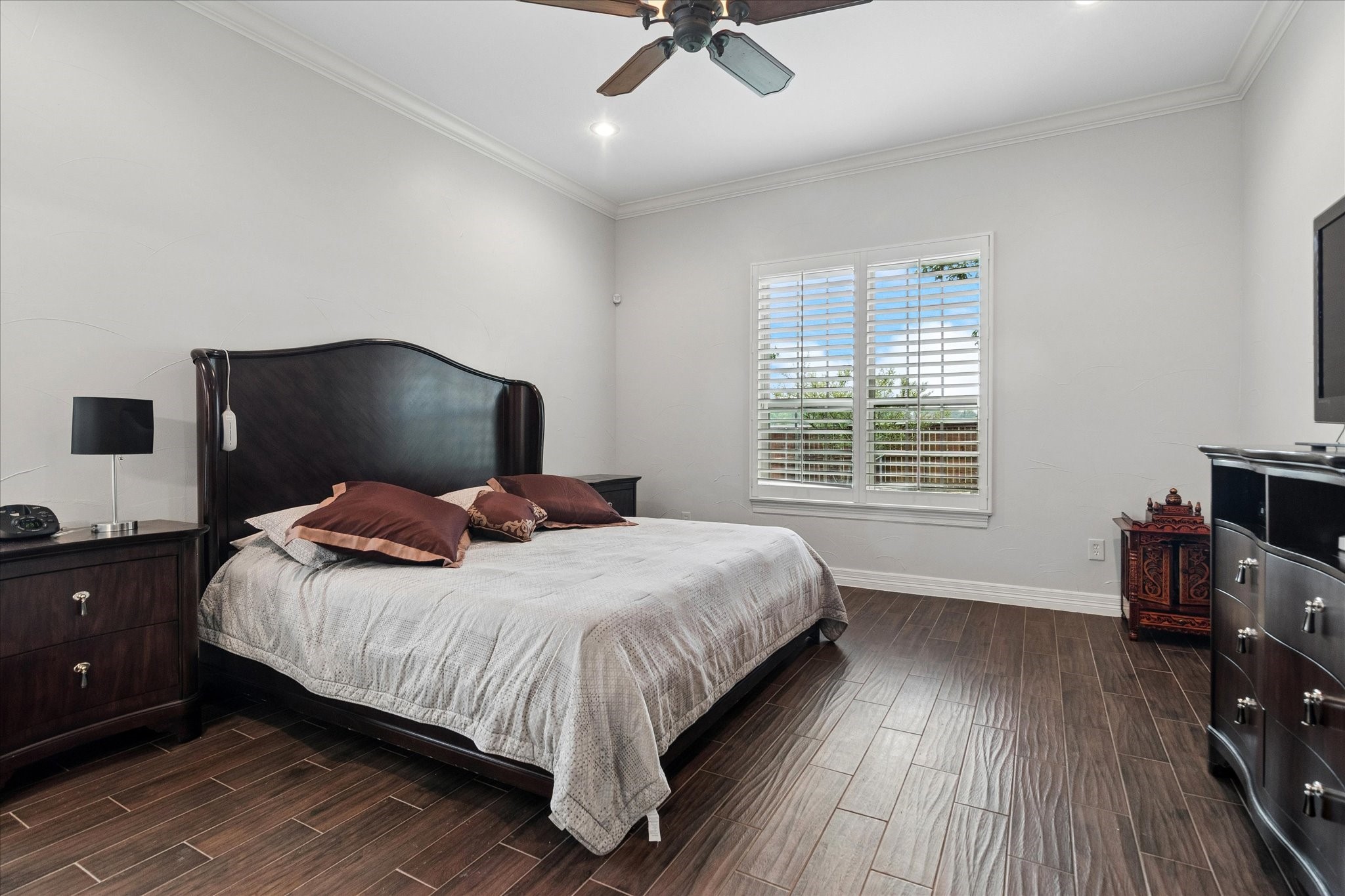 2928 Overland Trail