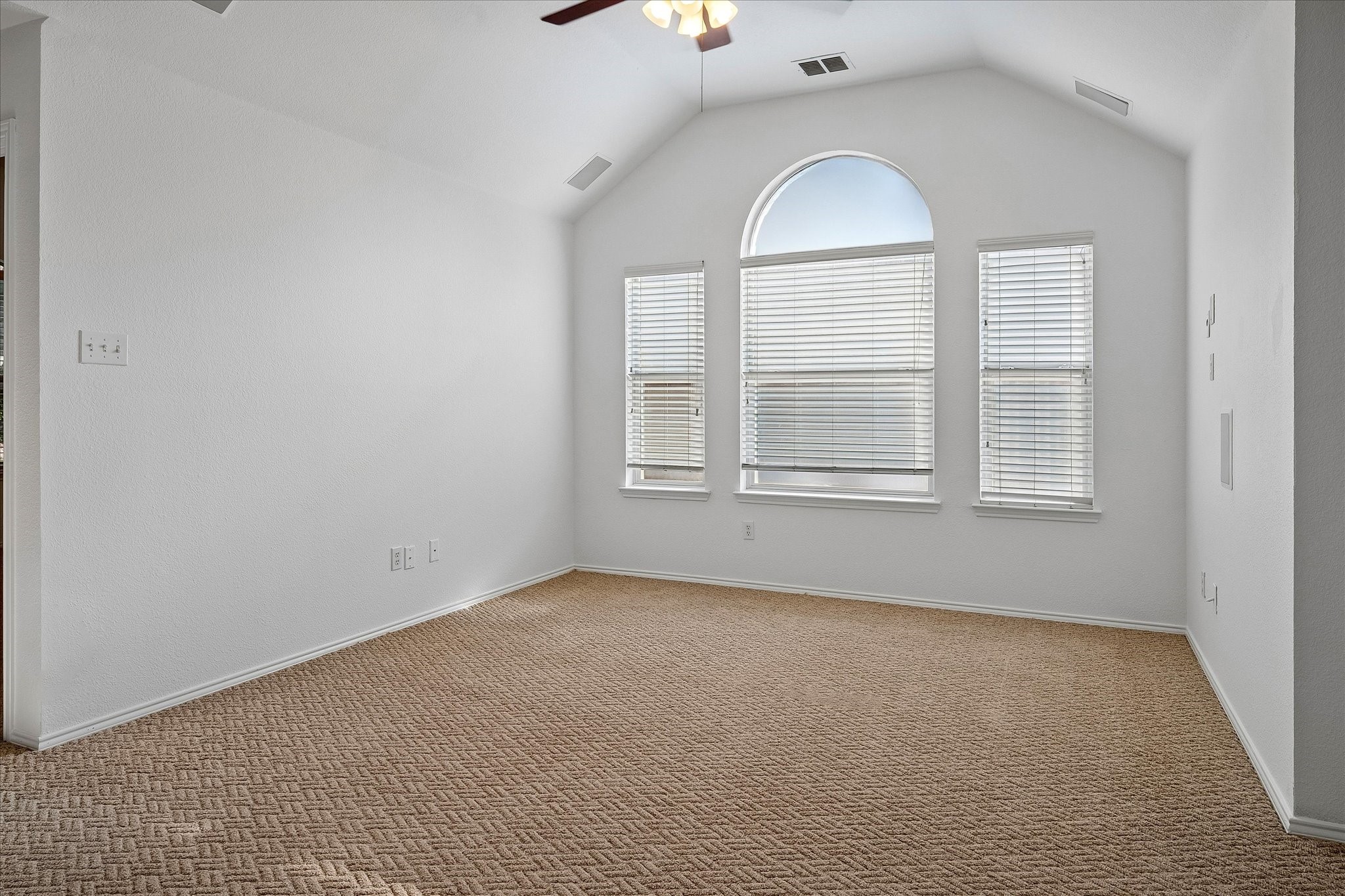 4401 Caledonia Creek Lane