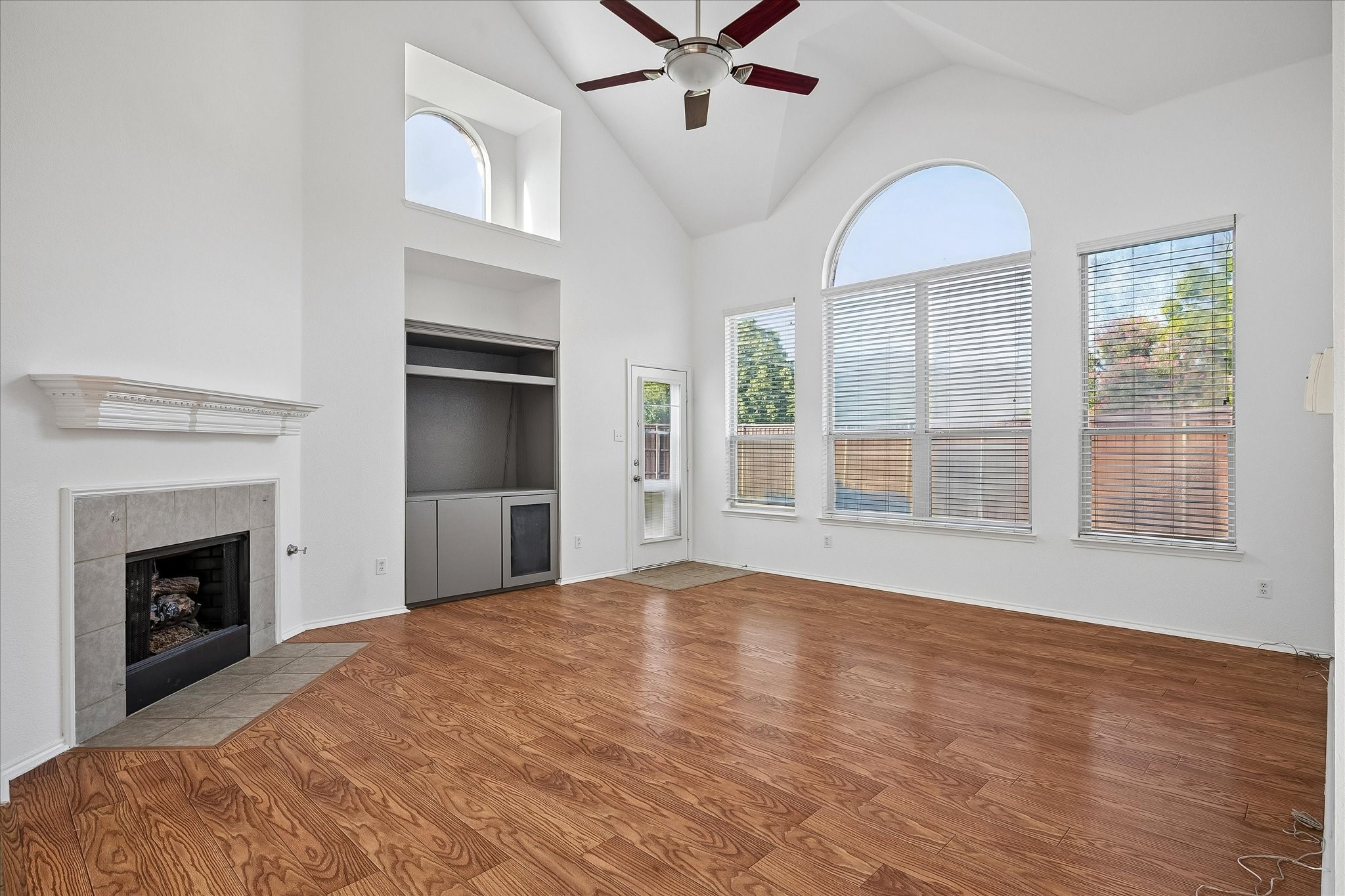 4401 Caledonia Creek Lane