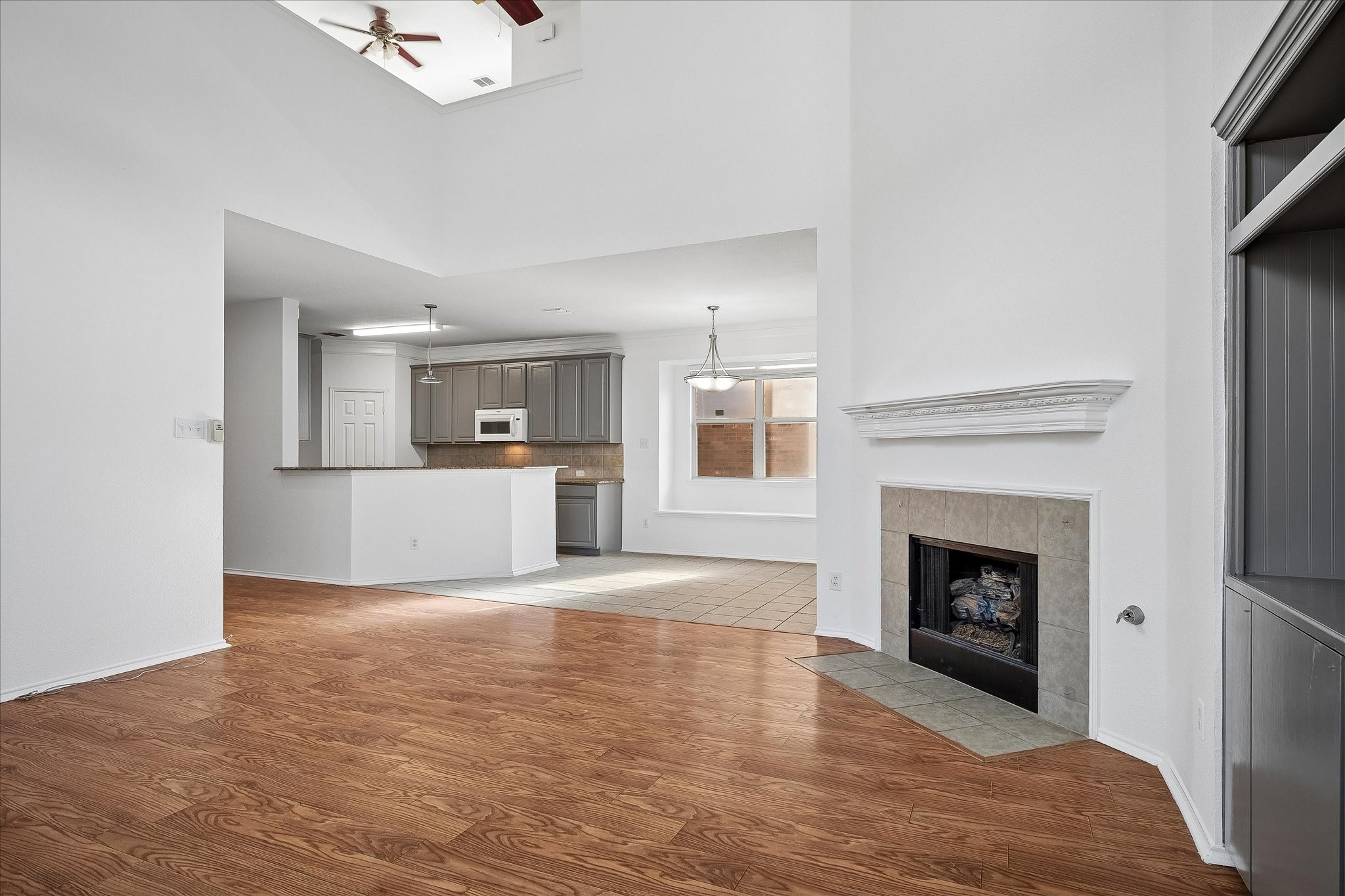 4401 Caledonia Creek Lane