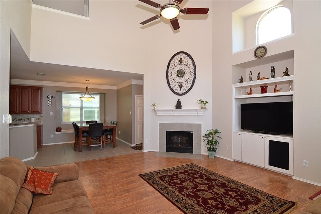 4401 Caledonia Creek Lane