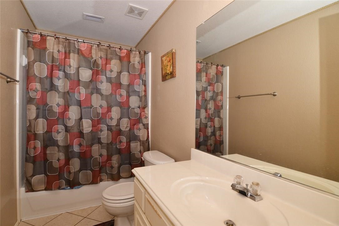 4401 Caledonia Creek Lane