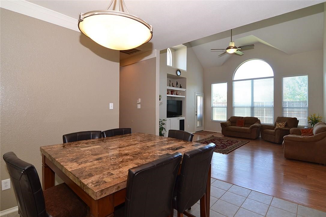 4401 Caledonia Creek Lane