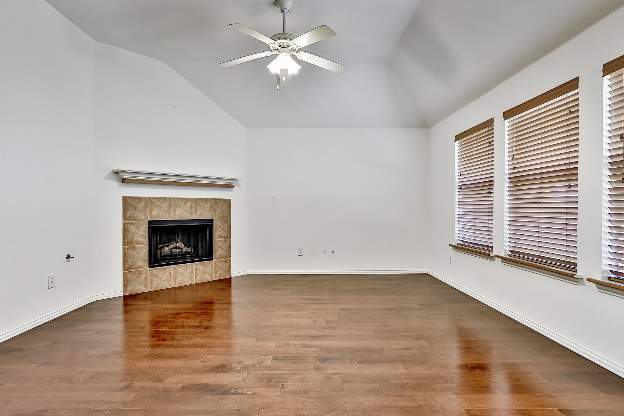 2853 Cascade Cove Drive