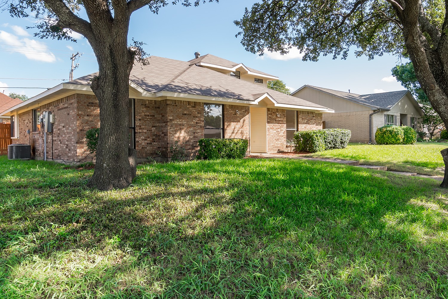 6536 Bronze Leaf Drive