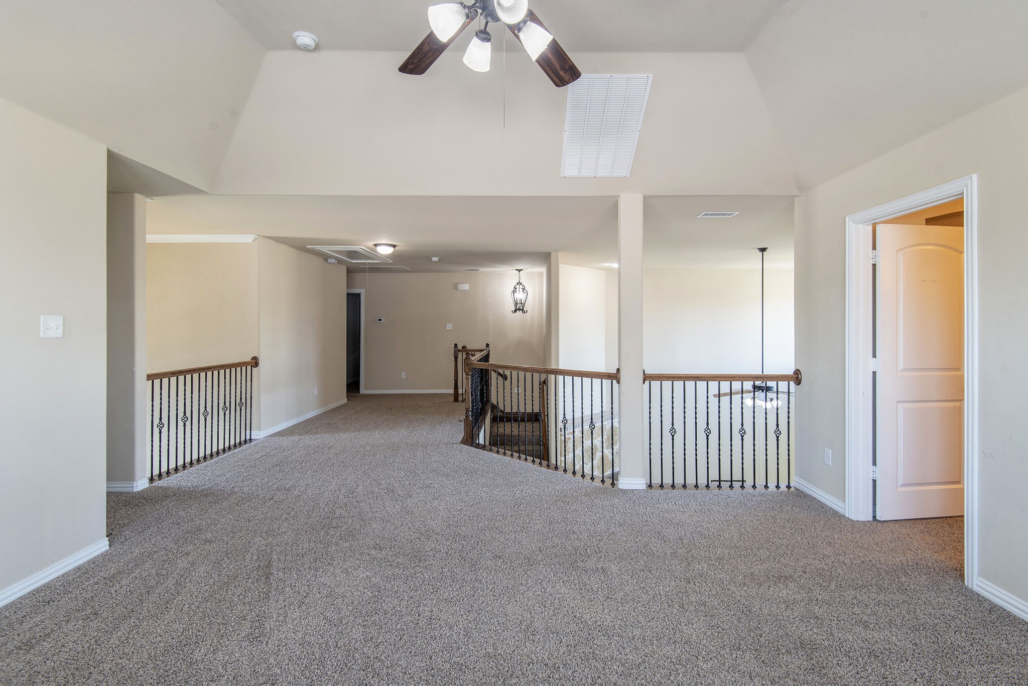 1914 Menominee Drive