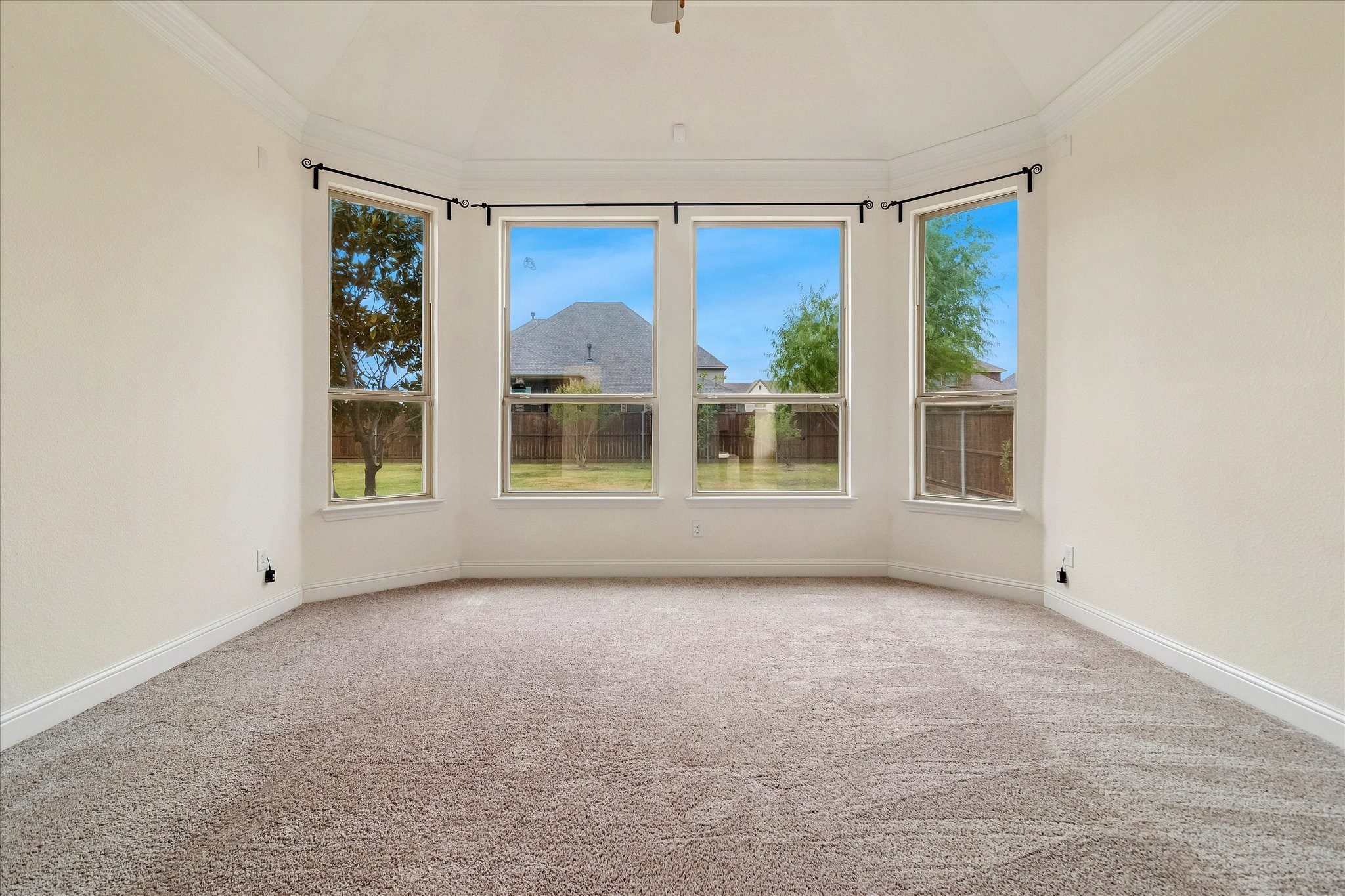 1650 Chisholm Trail