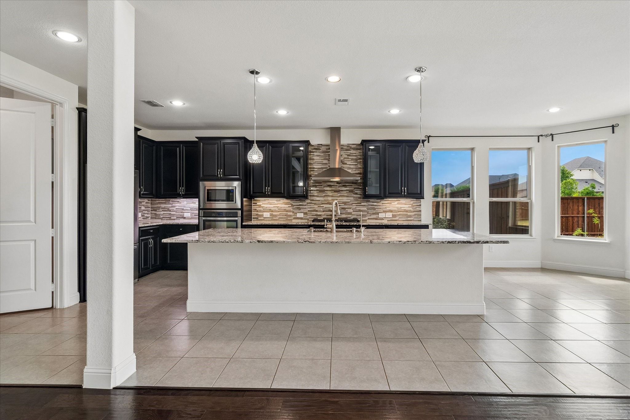 1650 Chisholm Trail