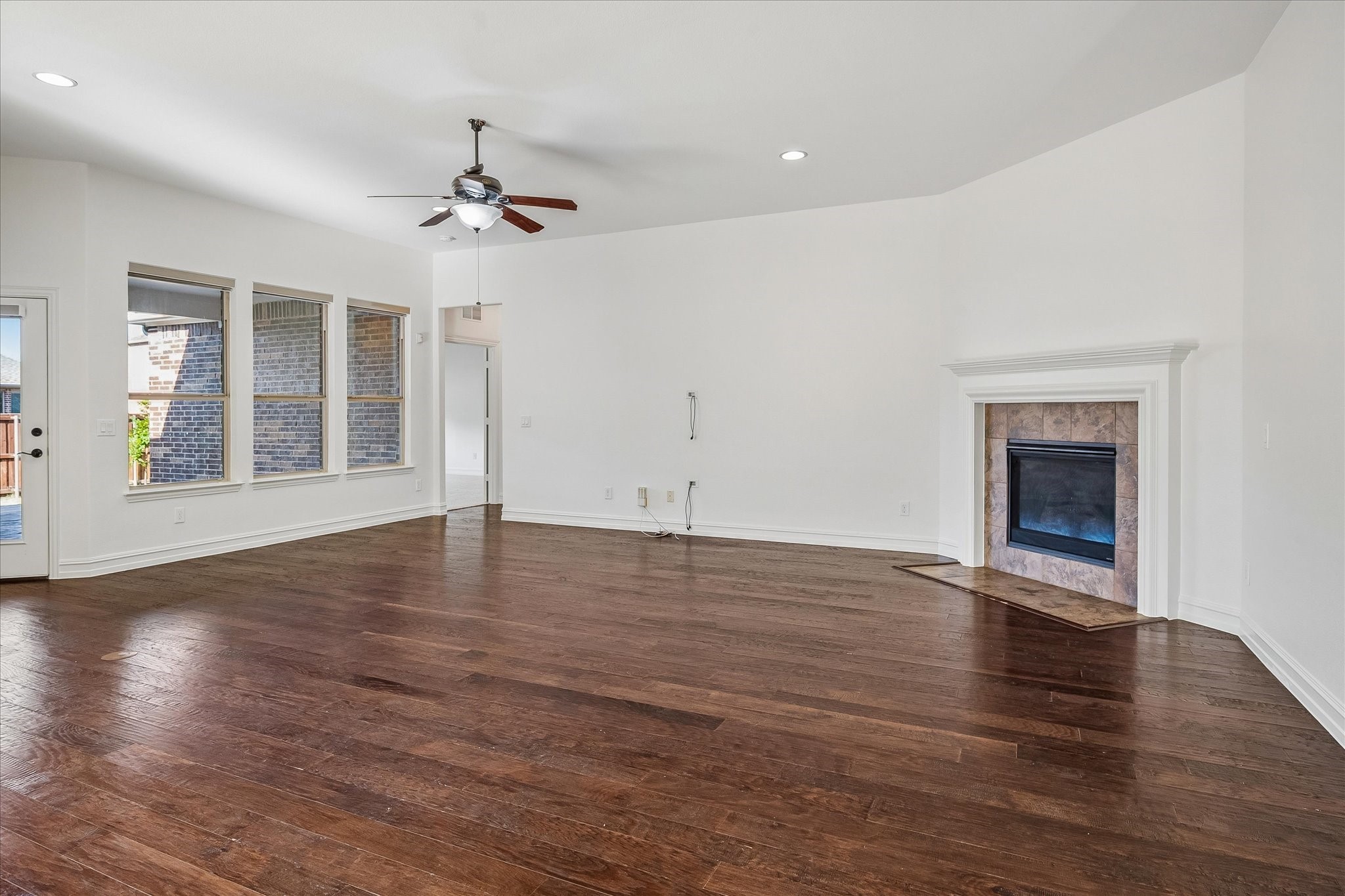 1037 Everglades Drive