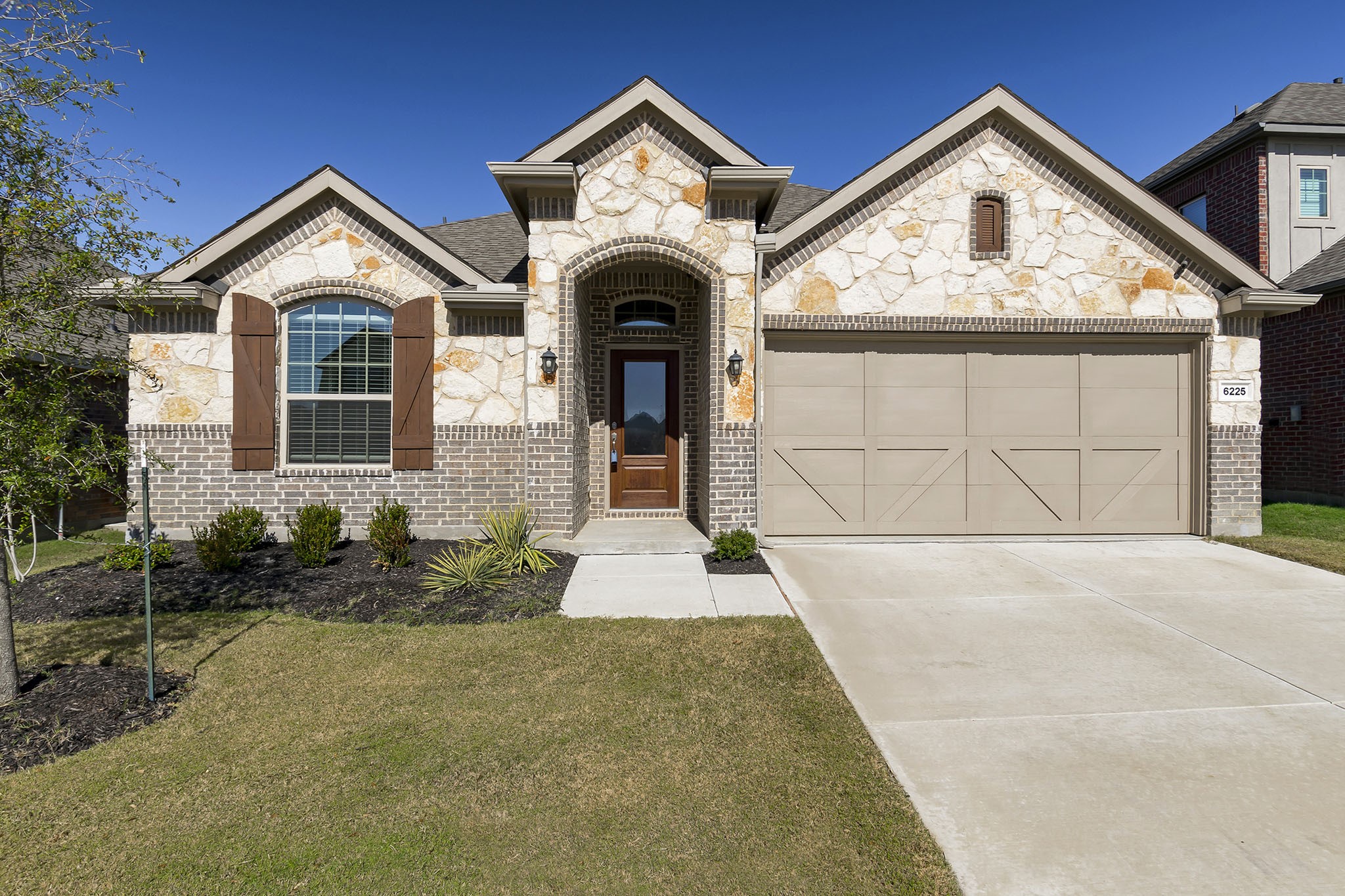 6225 Sutton Fields Trail Aubrey TX