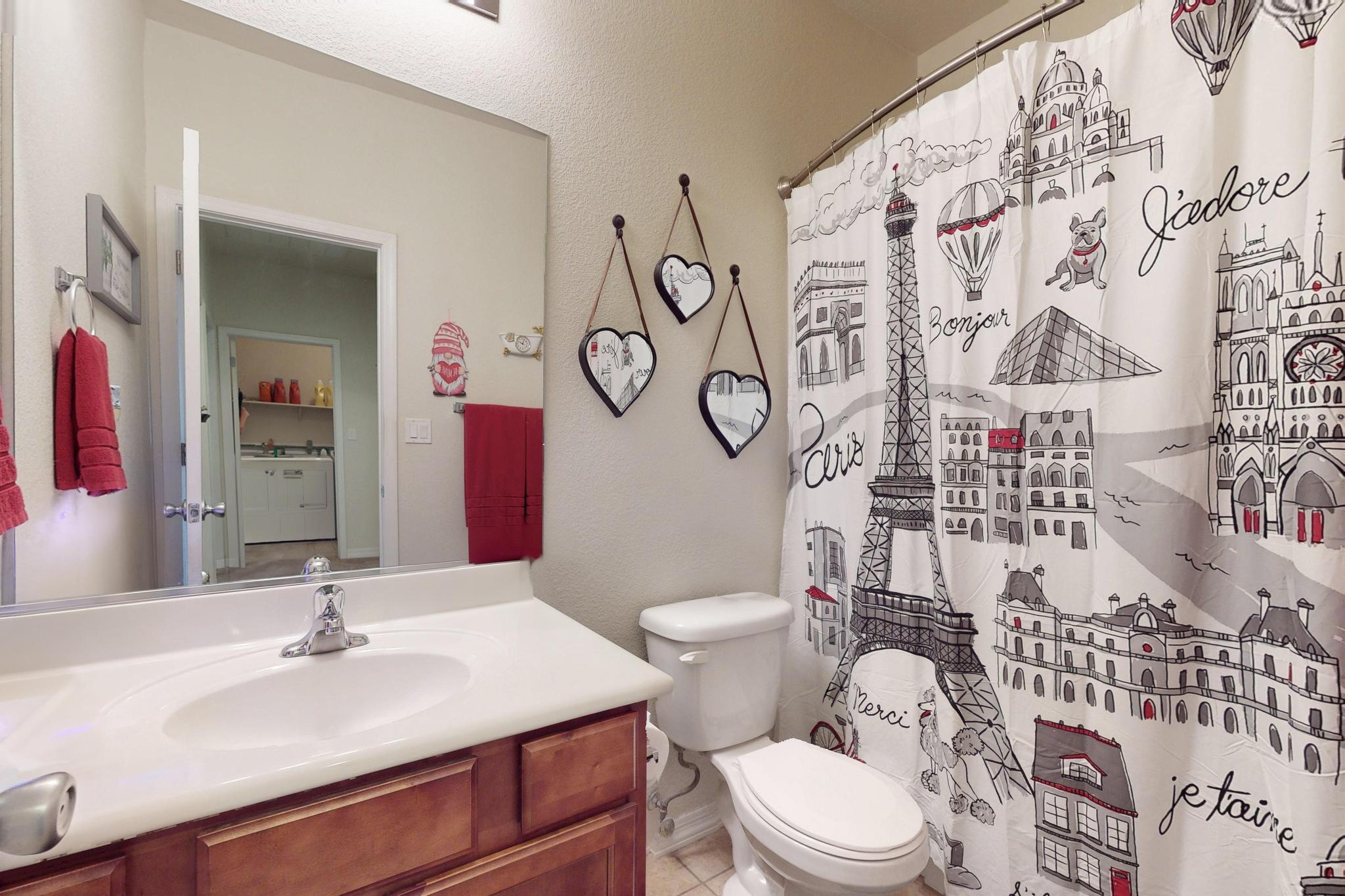 1748 CHISHOLM Trail NE