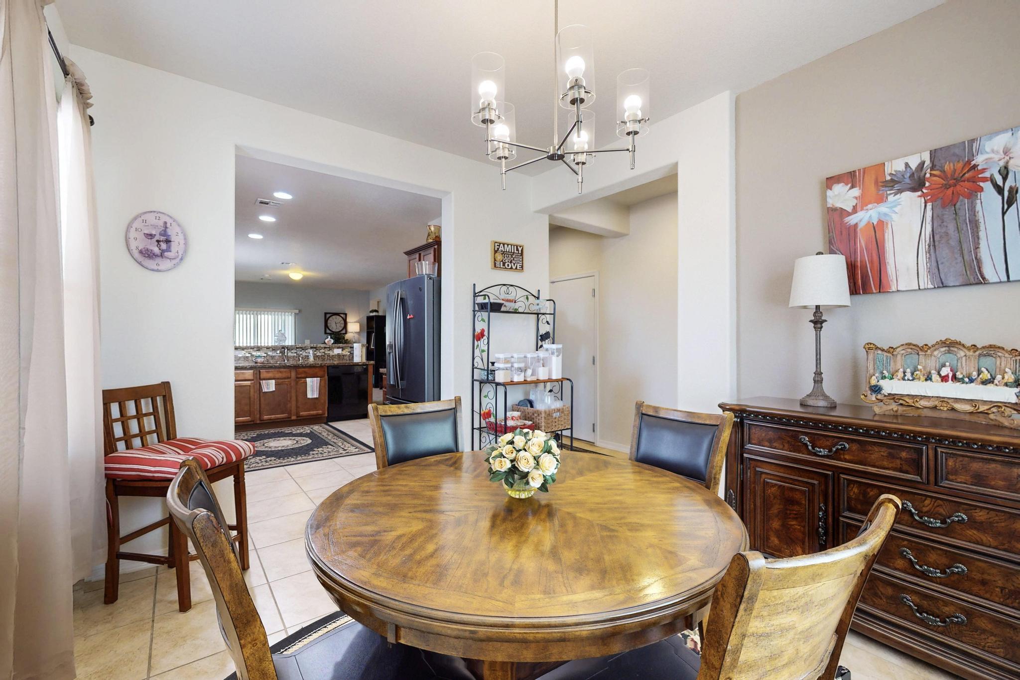1748 CHISHOLM Trail NE