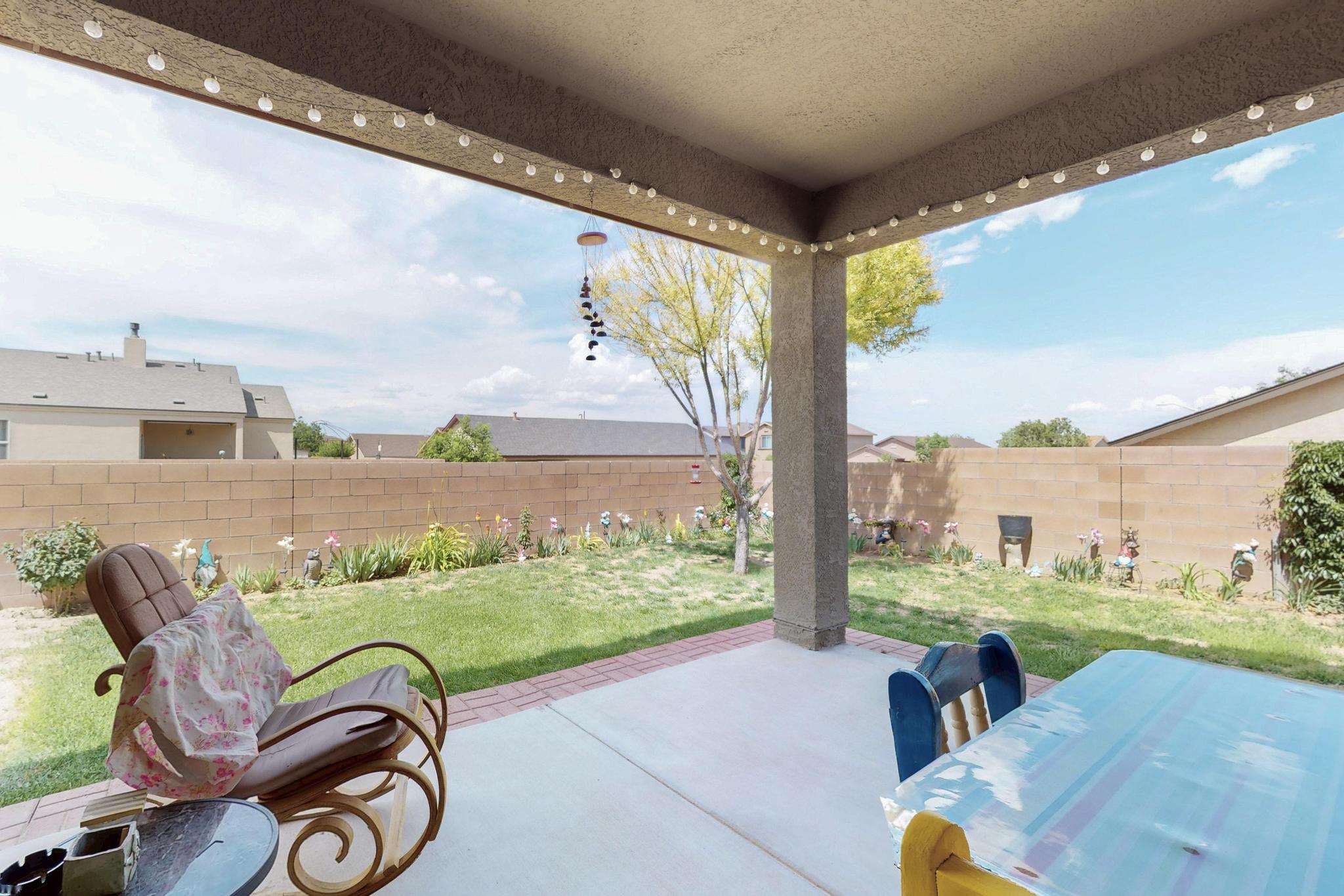 1748 CHISHOLM Trail NE