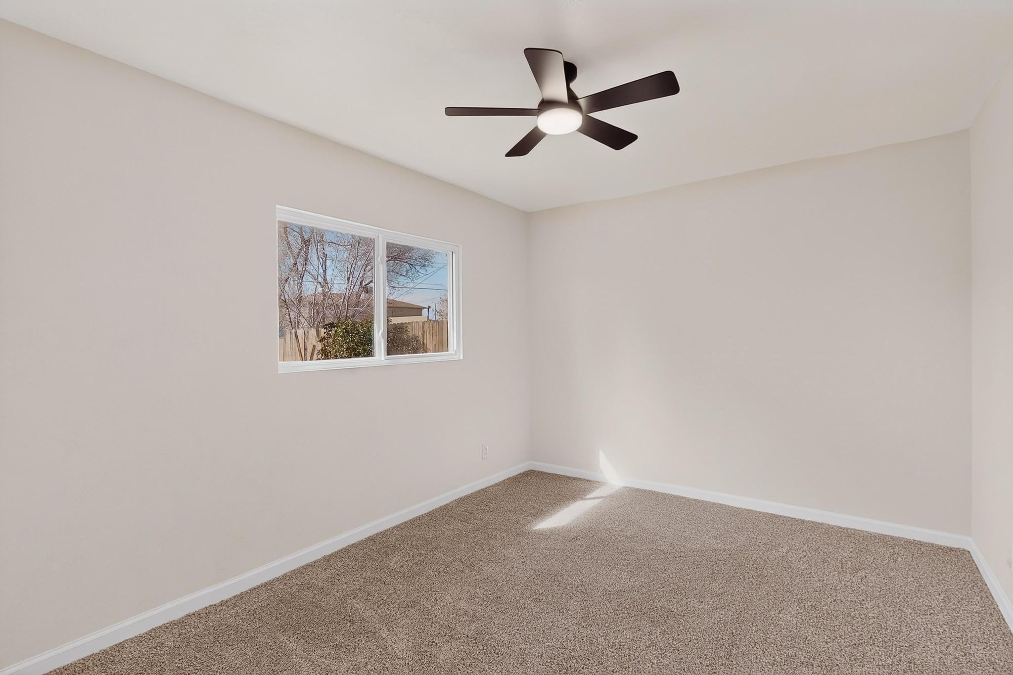 1501 Espejo Street NE