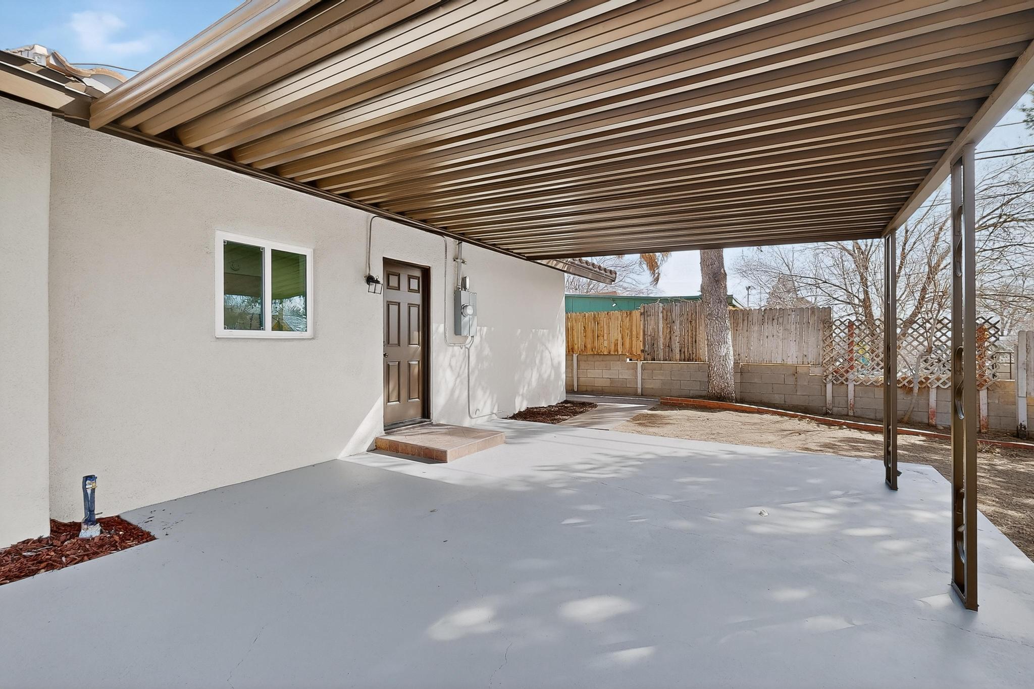 1501 Espejo Street NE