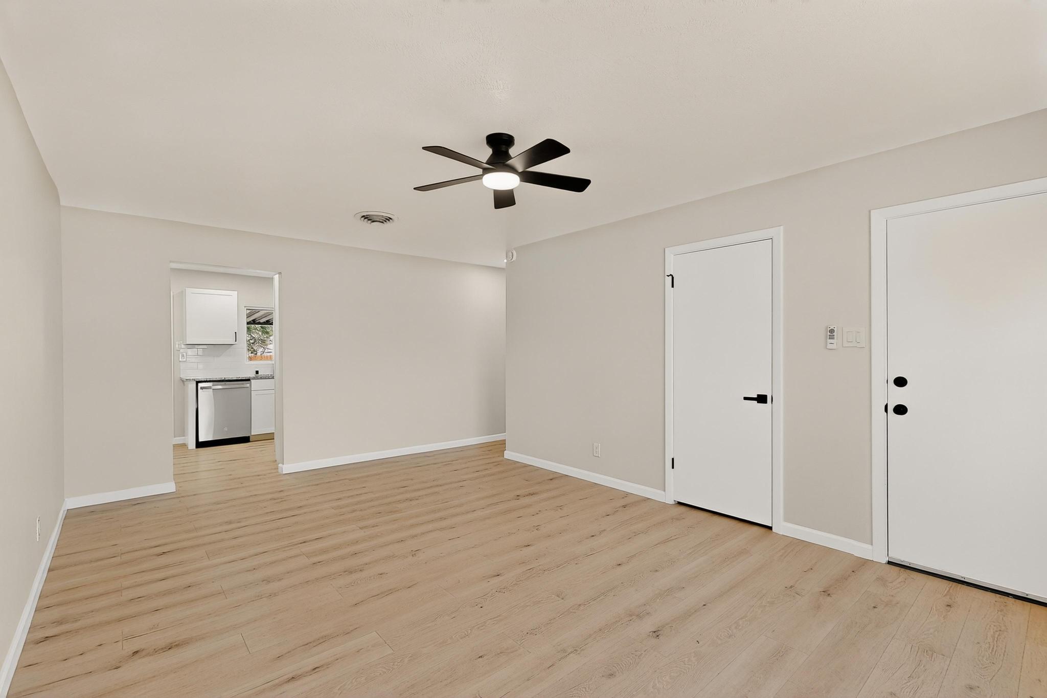 1501 Espejo Street NE