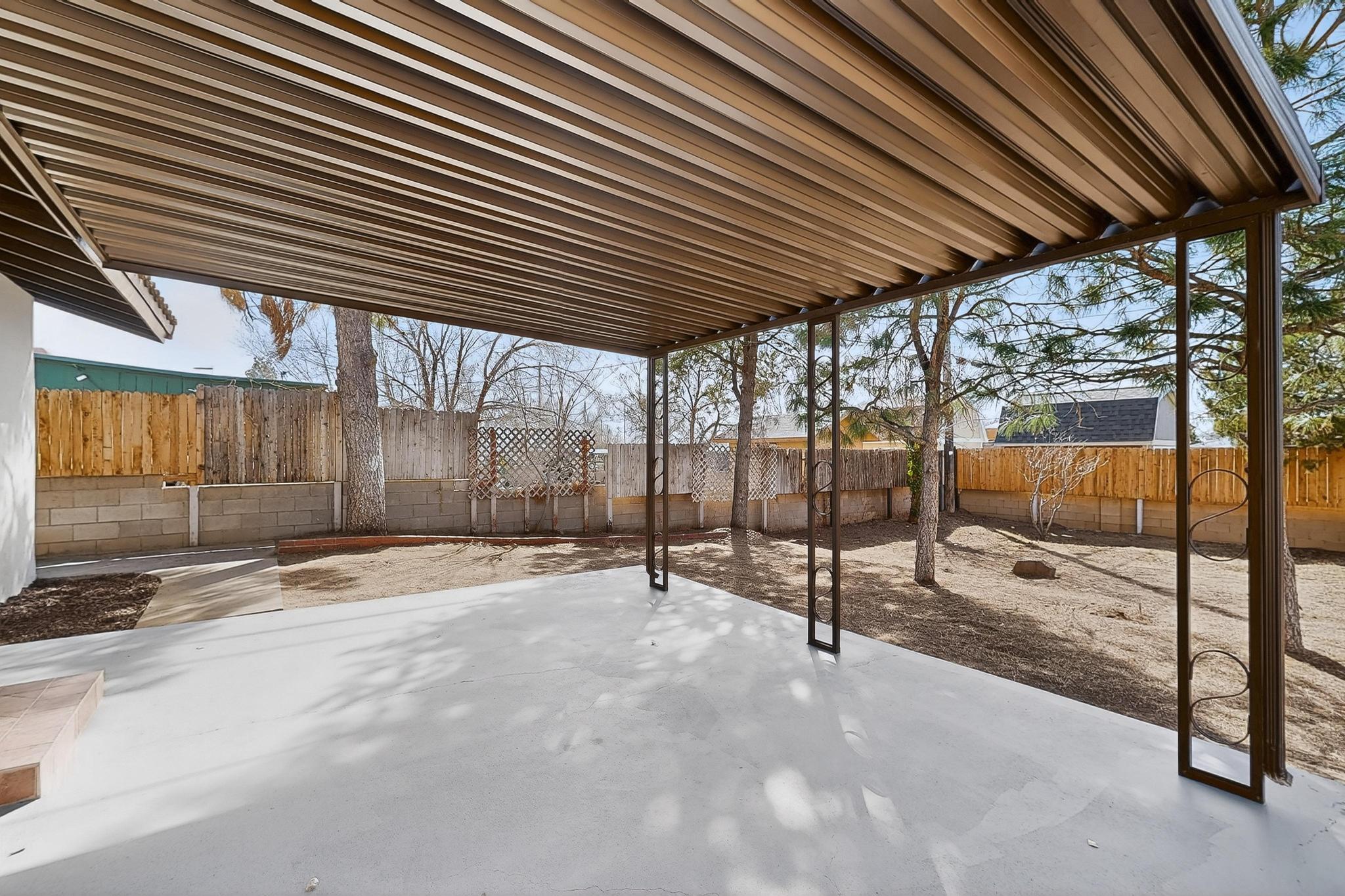 1501 Espejo Street NE